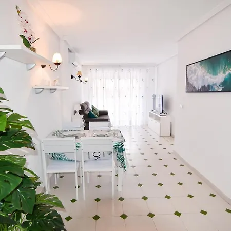 Апартаменти Apartamento Sol Y Playa Торрев'єха
